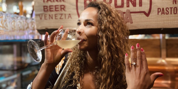 the grooms guide to buying an engagement ring