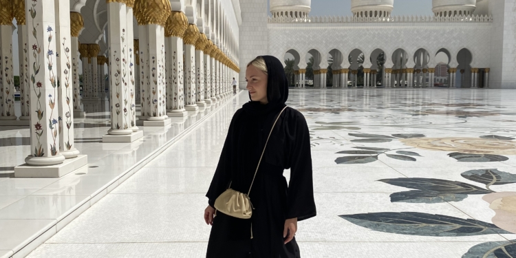 What to Pack for Abu Dhabi