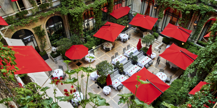 Honeymoon Review: Hôtel Plaza Athénée, Paris