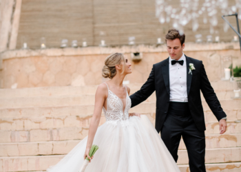 Inside: A Super Stylish Spanish Wedding