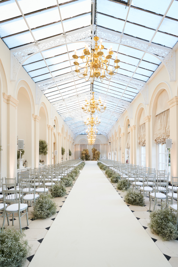 Wedding isle at Blenheim Palace