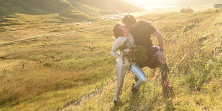 Inside: A Spectacular Scottish Highlands Wedding