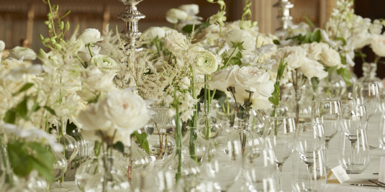 A Guide To Fabulous Wedding Flowers