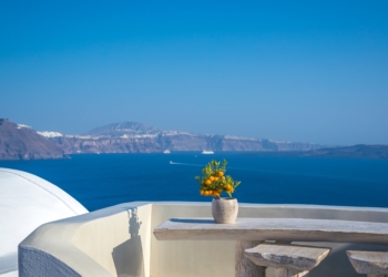 Lauda Restaurant at Andronis Boutique Hotel