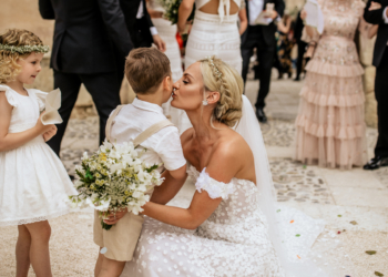 The Dress with Alessandra Frame 