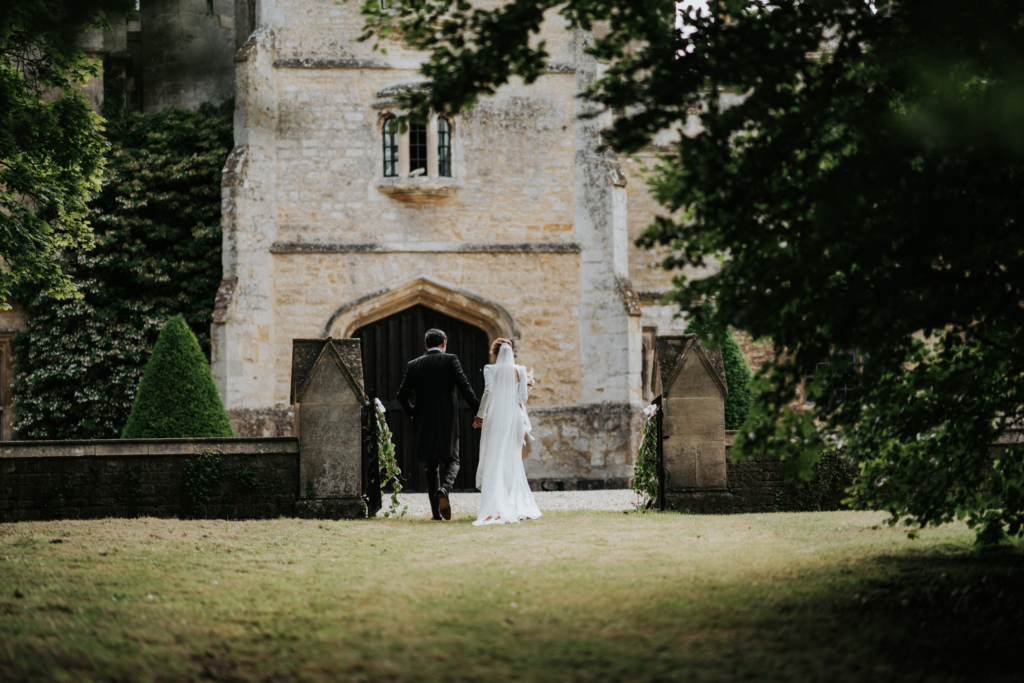 Inside: An Elegant Wedding In Oxfordshire