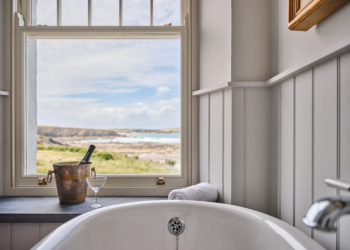 Honeymoon Review: The Penthouse At Atlanta Trevone, Cornwall