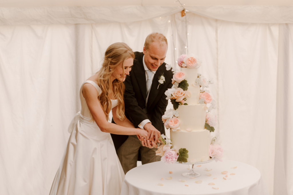 Our Editor's Favourite Wedding Cakes 