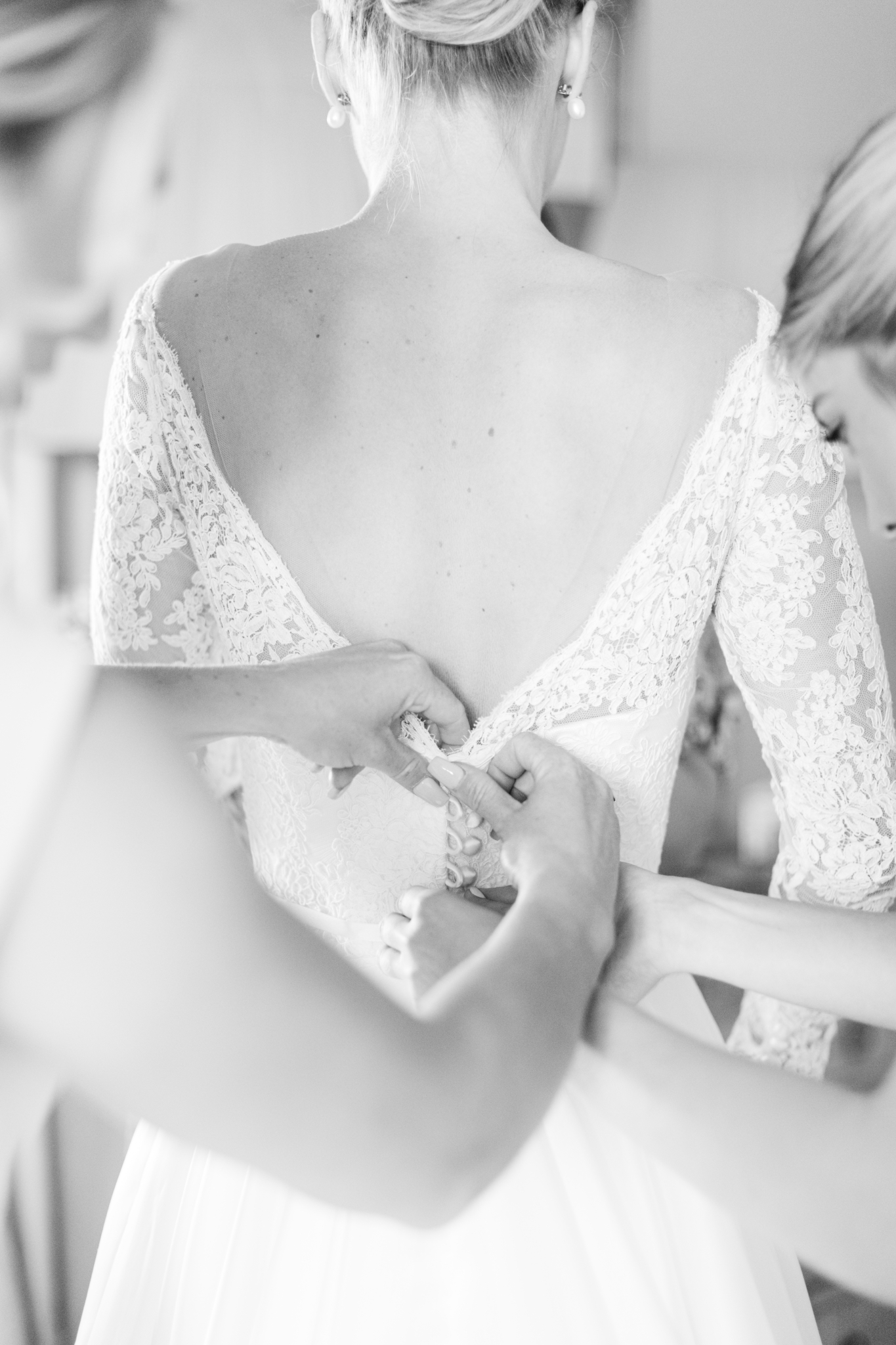 The Dress With Leonora Smee The Wedding Edition the-dress-with-leonora-smee-the-wedding-edition