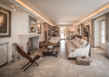 Review: Purple Summer’s Villa La Tourelle