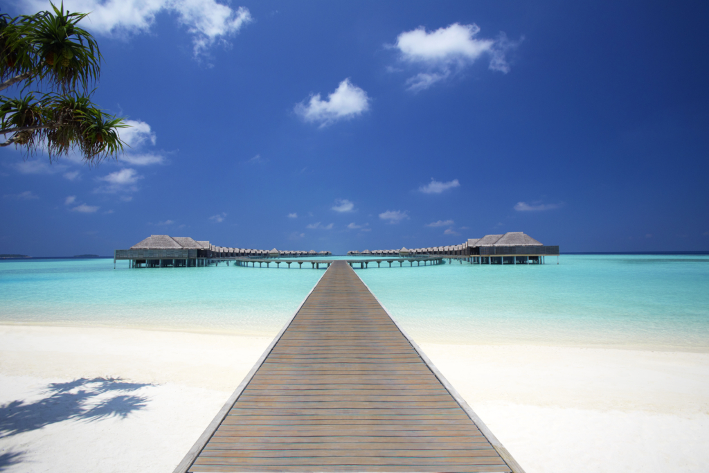 Honeymoon Review: Anantara Kihavah Maldives Villas 