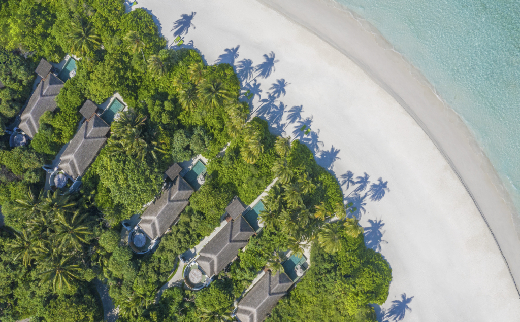 Honeymoon Review: Anantara Kihavah Maldives Villas 