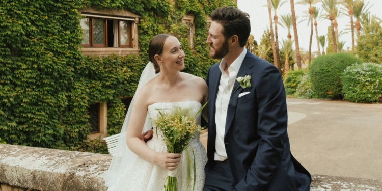 Inside: An Alfresco Wedding In Alicante