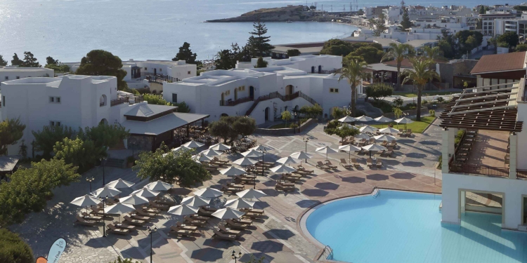 Honeymoon Review: Creta Maris Resort 