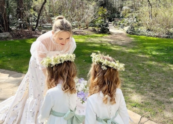 5 Adorable Page Boy And Flower Girl Outfits 