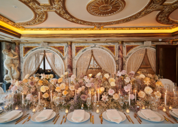 Inside: A Luxurious Scenting Dinner With Estée Lauder