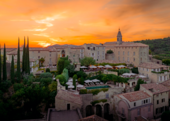 Honeymoon Review: Crillon le Brave, France