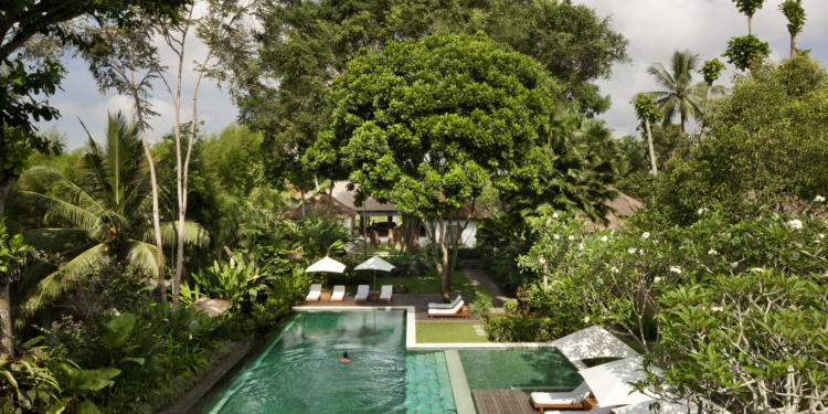 The Most Epic Honeymoons For 2024 For All Seasons