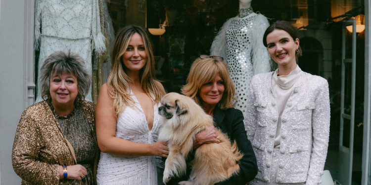 A Guide To Mother-Of-The-Bride Dressing