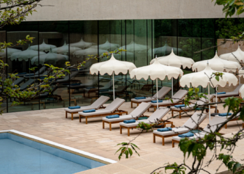 Honeymoon Review: Cowley Manor Experimental