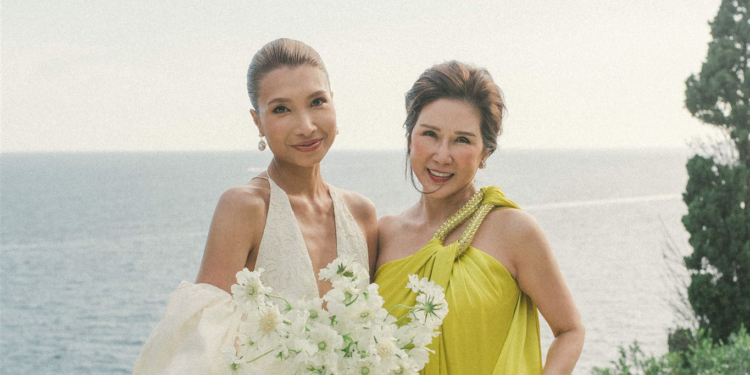 The Chicest Mother Of The Bride Outfits