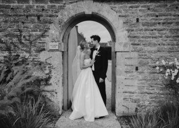 Inside: A Divine Countryside Wedding In Wiltshire