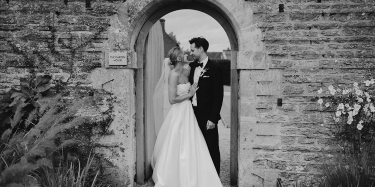 Inside: A Divine Countryside Wedding In Wiltshire