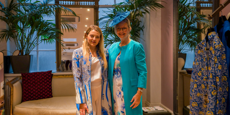 A Guide To Mother-Of-The-Bride Dressing With Favourbrook