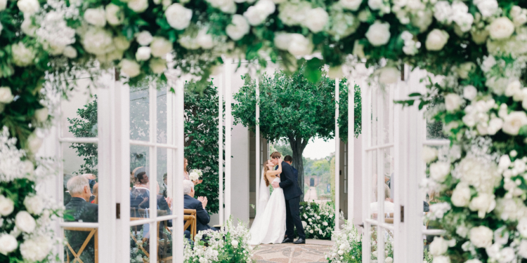 4 Seasonal Tree Ideas From Twilight Trees For Your Wedding