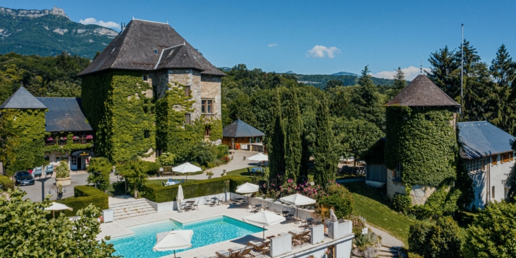 Honeymoon Review: Purple Summer’s Château de Candie