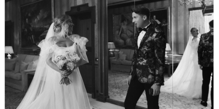 How To Have Great Chat At A Wedding (Even If You’re Attending Solo)