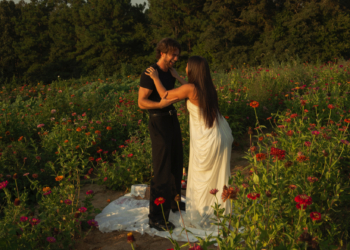 How The Coolest Couples Got Engaged