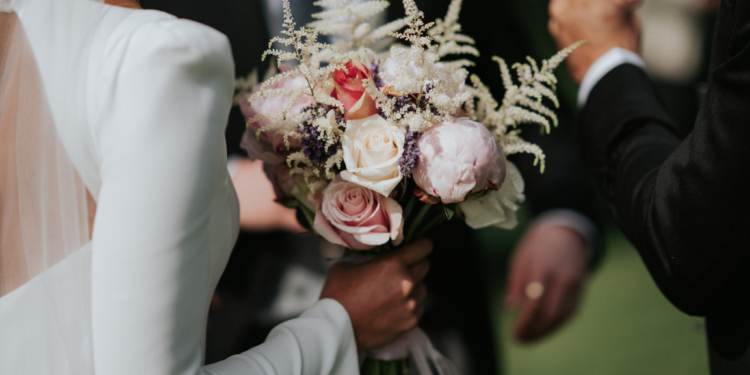 The Best Bridal Bouquet Ideas For 2025 - The Wedding Edition