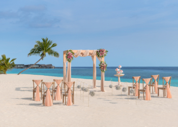 Honeymoon Review: The St. Regis Maldives Vommuli Resort