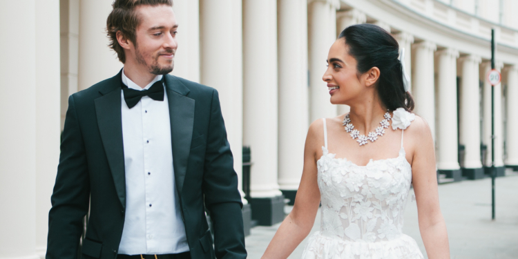 Inside: An Effortlessly Chic Marylebone Town Hall Wedding