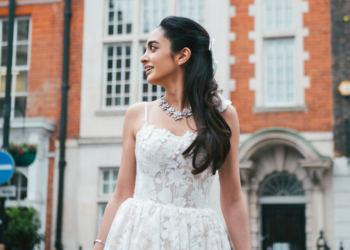 Inside: An Effortlessly Chic Marylebone Town Hall Wedding