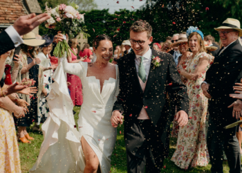 Inside: A Delightfully English Countryside Wedding In Oxfordshire