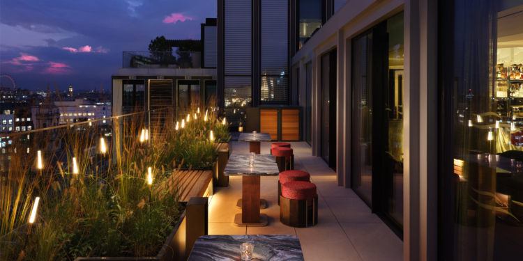 Honeymoon Review: Mandarin Oriental Mayfair, London