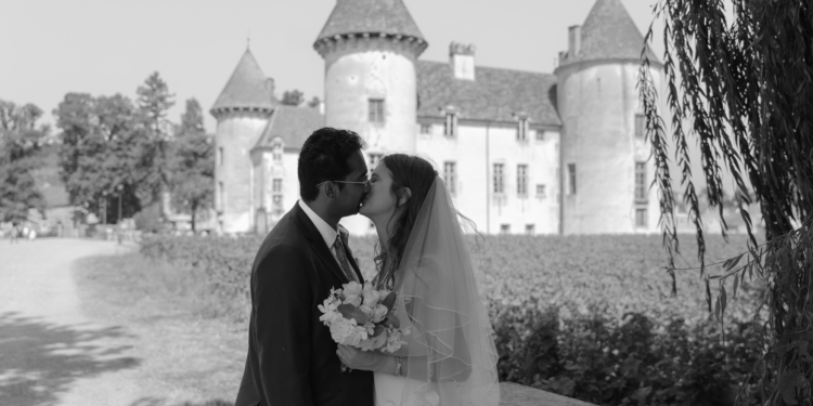 Inside: A Burgundy Château Wedding with Vineyard Views and Indian Traditions
