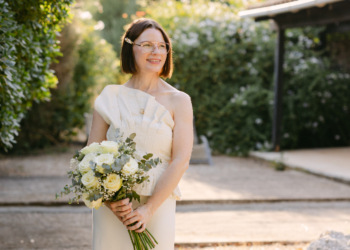 Why I Chose Pre-Loved For My Wedding Day