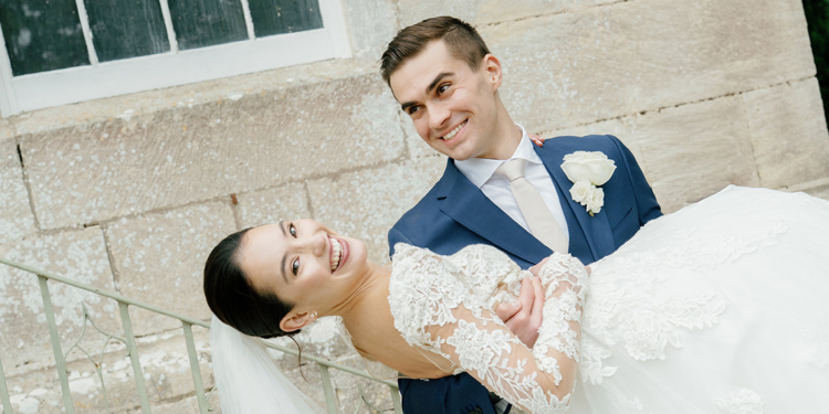 Inside: A Bucolic Country House Wedding in Gloucestershire