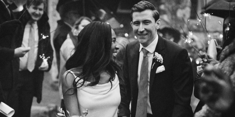 Cool Hair Ideas for a Winter Wedding