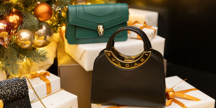 The Ultimate Christmas Gift Guide for Brides