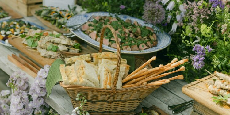 Zero-Waste Weddings: What Works (And What Doesn’t)