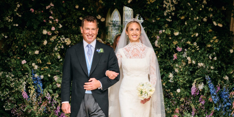 Inside: Peter Phillips And Harriet Phillips’ Elegant Cotswolds Wedding