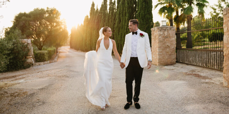 Inside: Sarah Packer And Courtney Wood’s Citrus-grove Wedding At Finca Son Mir